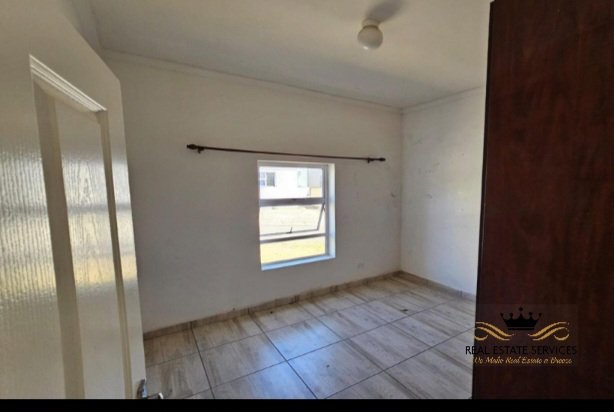 2 Bedroom Property for Sale in Nahoon Valley Park Eastern Cape